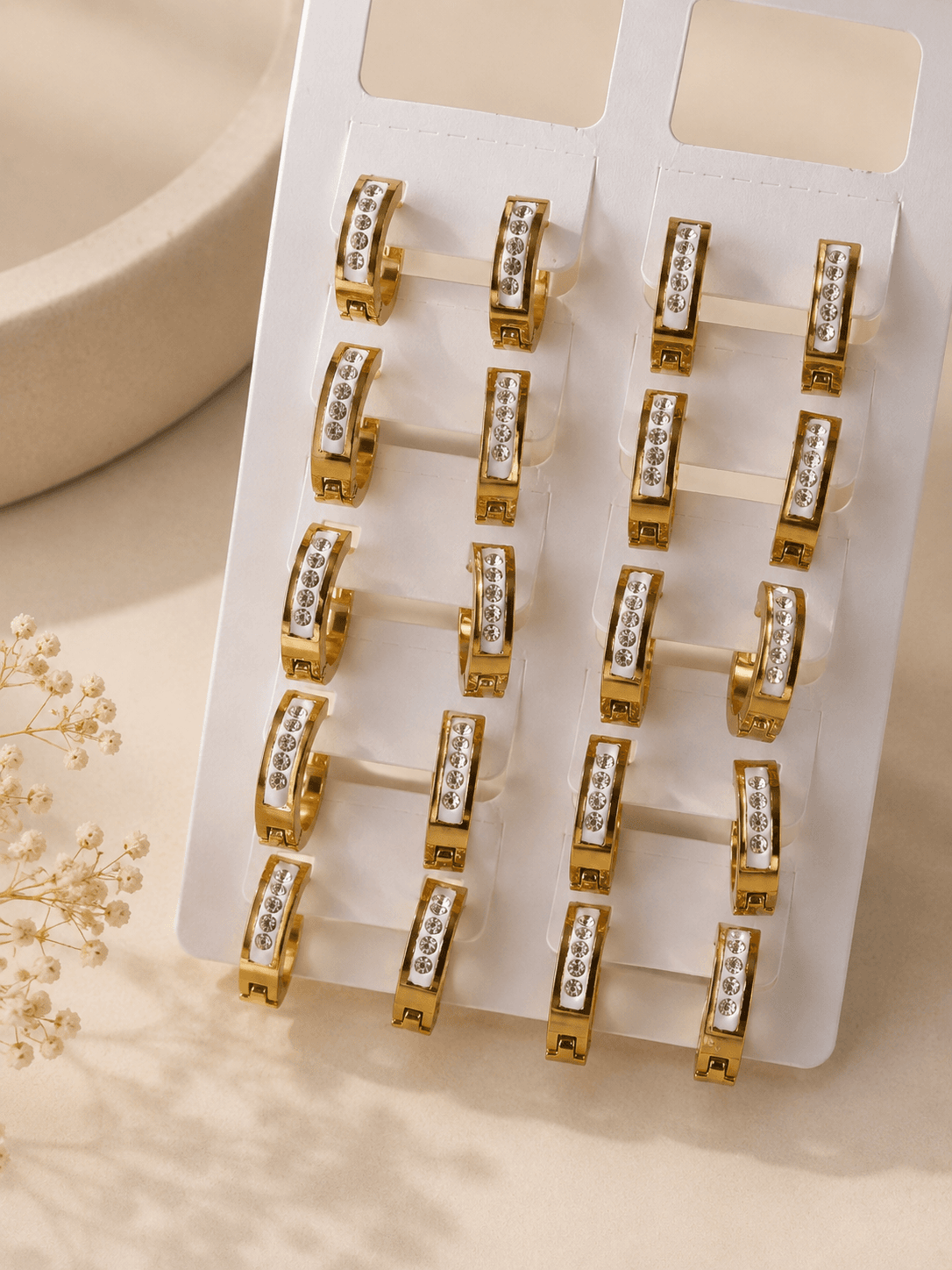 Mini earring cuff